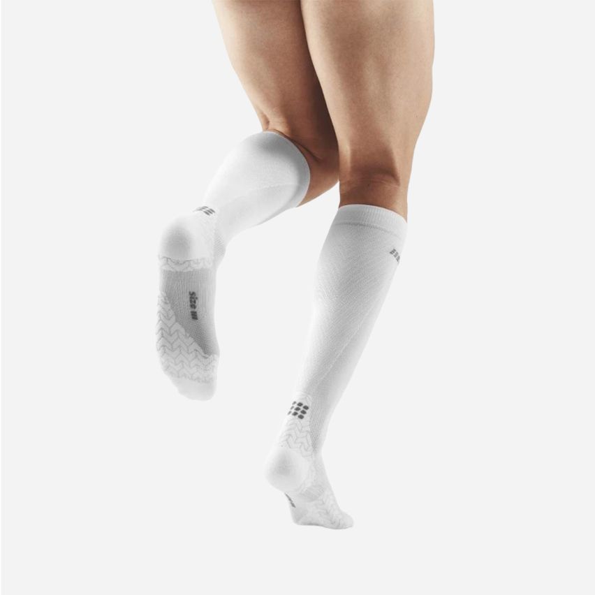 CEP ultralight socks tall v3 Men white